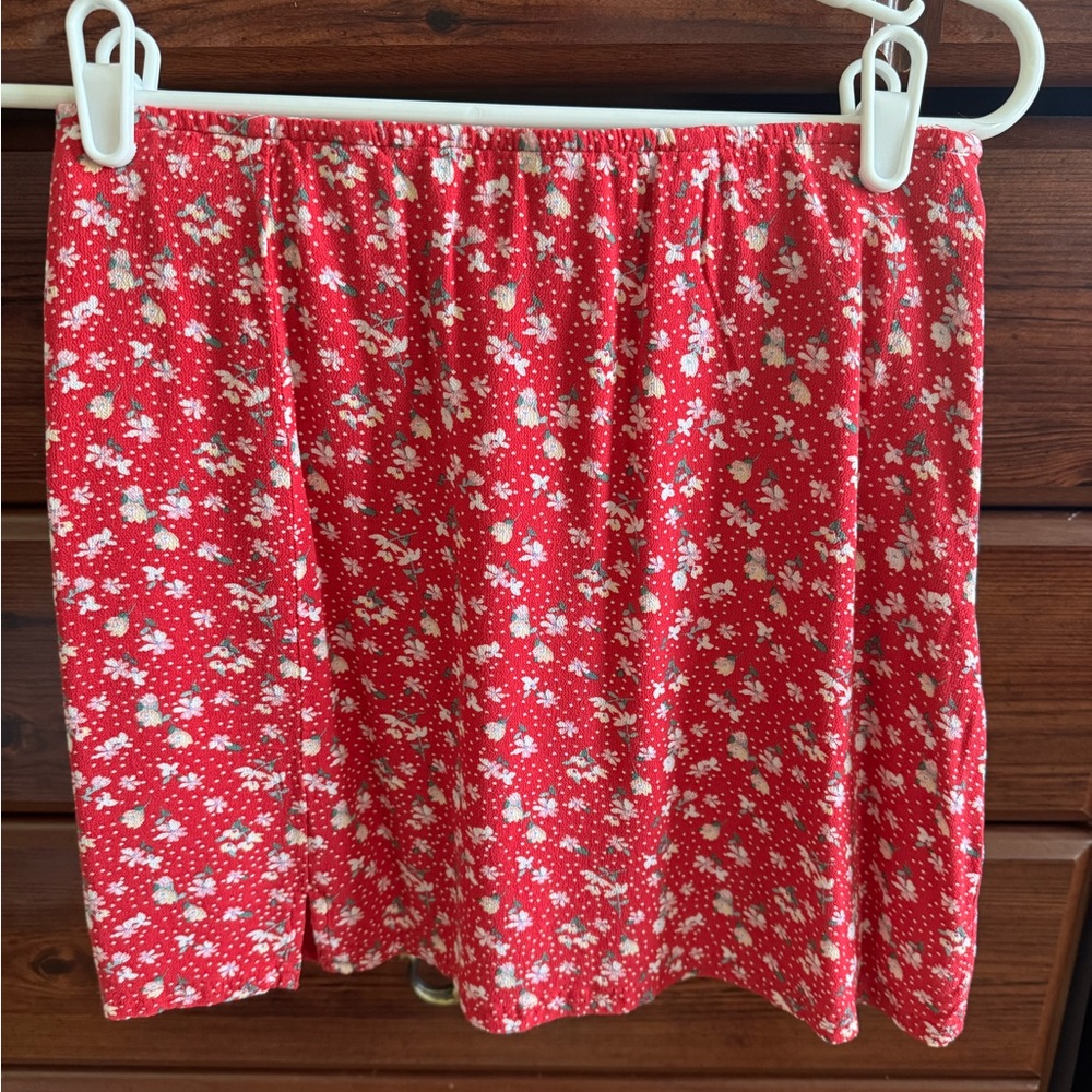 American Eagle Outfitters Red Floral Mini Skirt